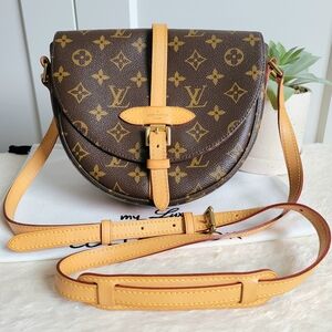 💕BEAUTIFUL Very Rare Louis Vuitton Monogram Canvas Chantilly MM NEW MODEL